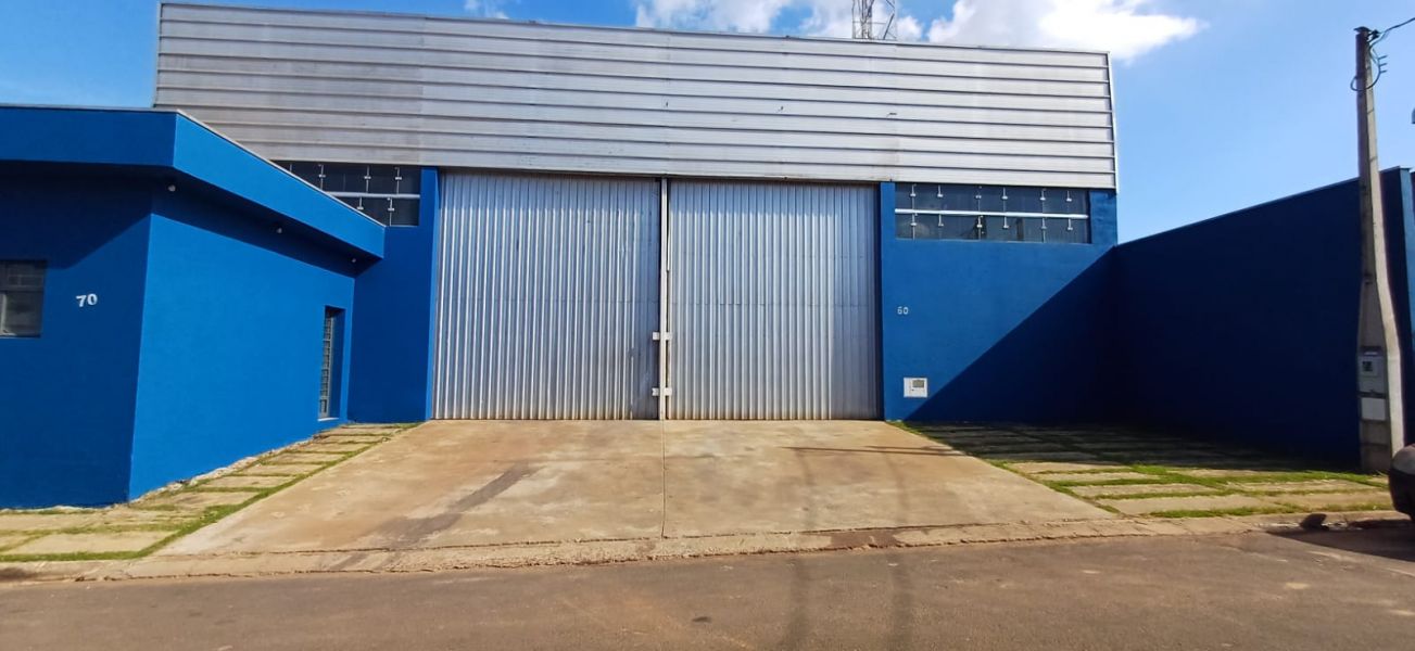 BARRACÃO PARA LOCAÇÃO