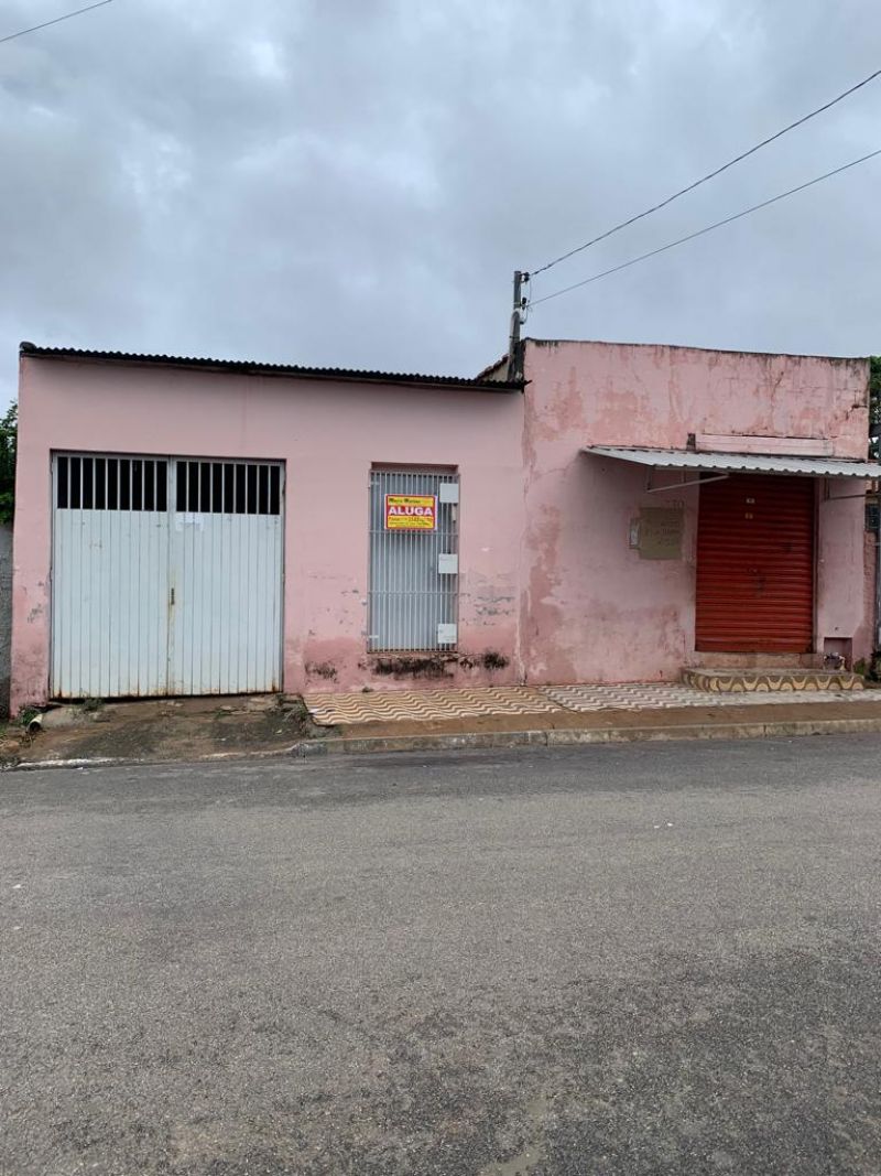 CASA  COM  PONTO COMERCIAL  NA VILA SÃO PAULO