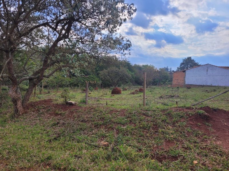 TERRENO ESQUINA JARDIM SANTA ISABEL - COMEÇO DO BAIRRO , próximo ao campo Society 